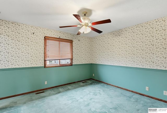 3105 S 145th Avenue, Omaha, NE 68144