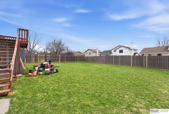 3105 S 145th Avenue, Omaha, NE 68144