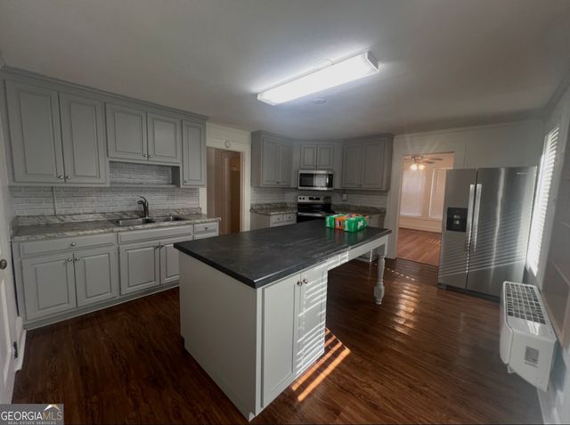 112 Pasley Street, Thomaston, GA 30286