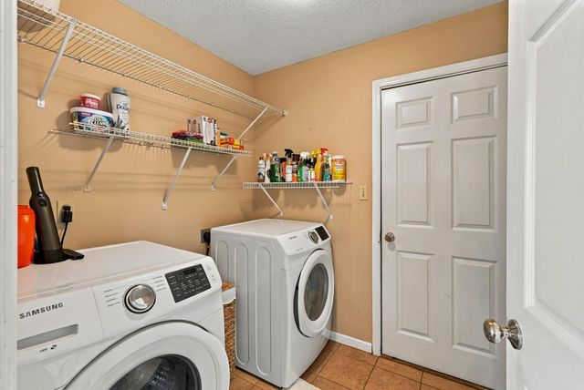 3708 TRIPLE CROWN DR, Columbia, MO 65202