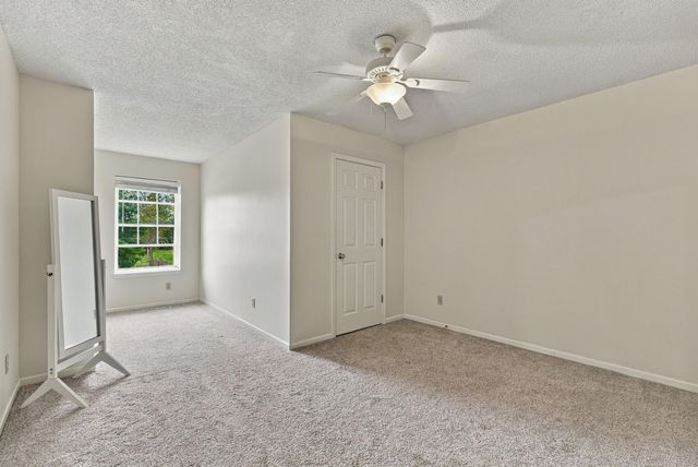 3708 TRIPLE CROWN DR, Columbia, MO 65202