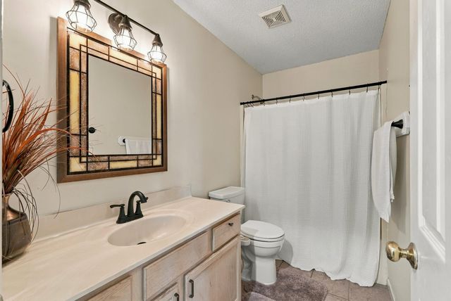 3708 TRIPLE CROWN DR, Columbia, MO 65202