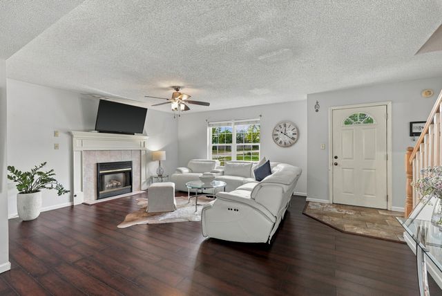 3708 TRIPLE CROWN DR, Columbia, MO 65202