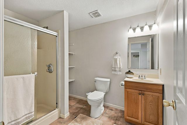 3708 TRIPLE CROWN DR, Columbia, MO 65202