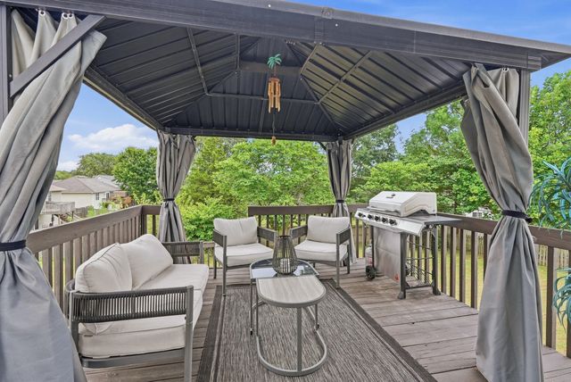 3708 TRIPLE CROWN DR, Columbia, MO 65202