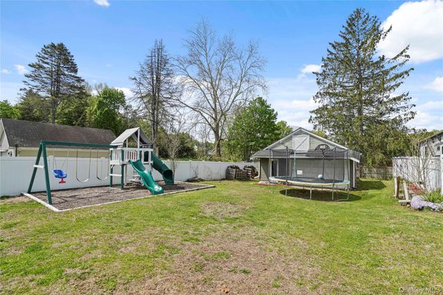 23 Adams Rush Road, Cortlandt Manor, NY 10567