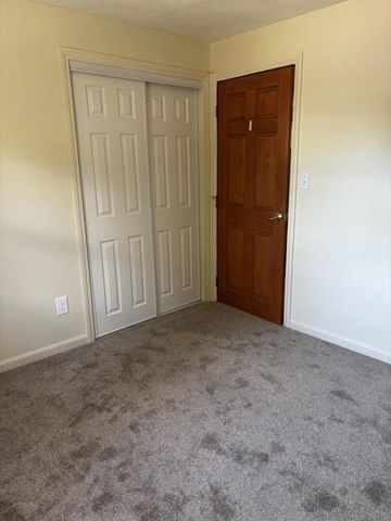 91 Hayward Ave, Brockton, MA 02301