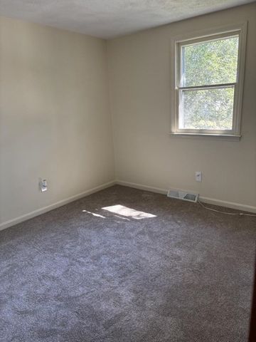 91 Hayward Ave, Brockton, MA 02301