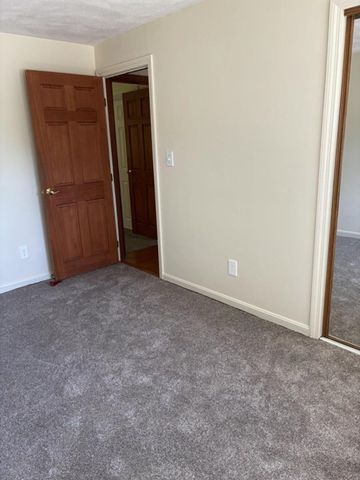 91 Hayward Ave, Brockton, MA 02301