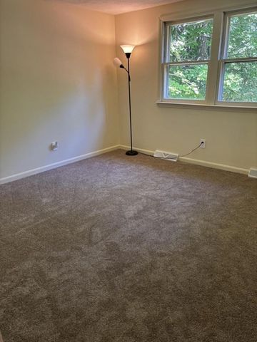 91 Hayward Ave, Brockton, MA 02301