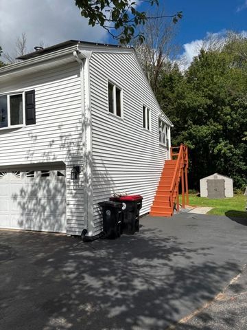 91 Hayward Ave, Brockton, MA 02301