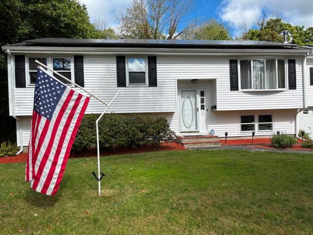91 Hayward Ave, Brockton, MA 02301