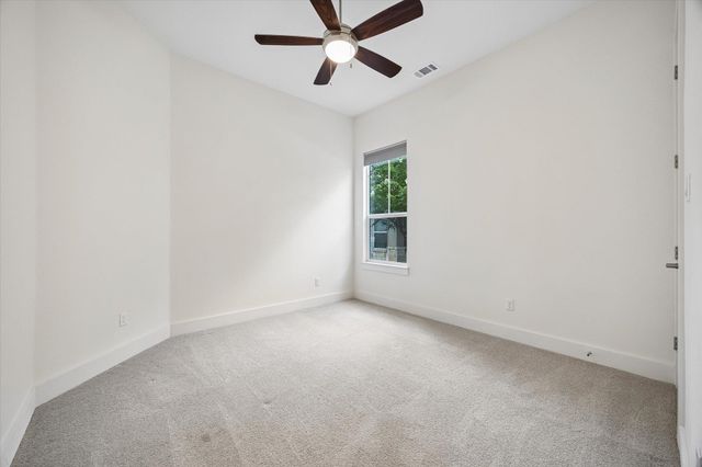 109 Beneteau DR, Austin, TX 78738