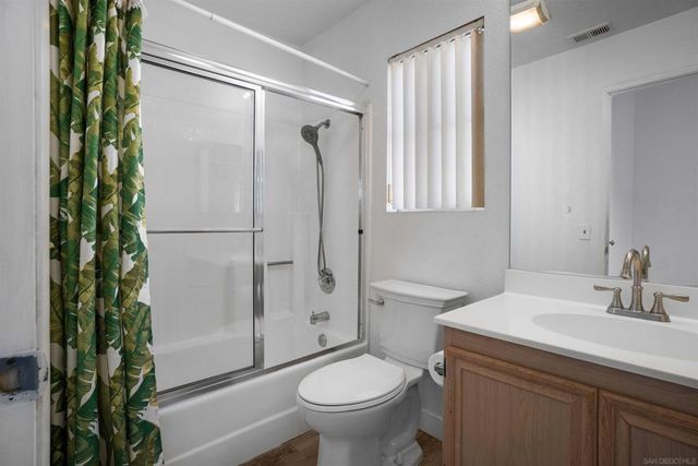 8966 Arlingdale Way, Spring Valley, CA 91977