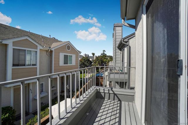 8966 Arlingdale Way, Spring Valley, CA 91977