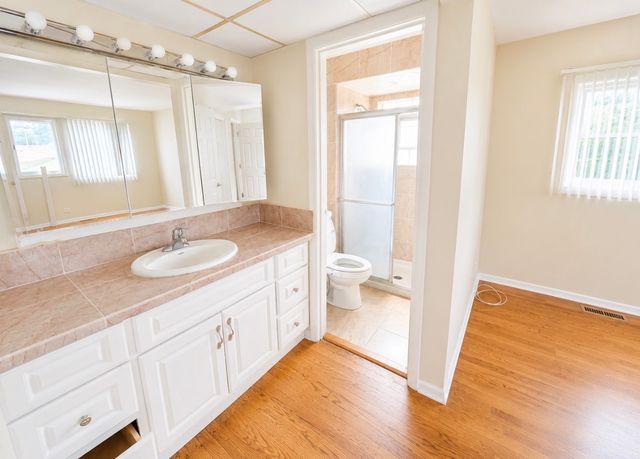 4840 Old Orchard Road 1, Skokie, IL 60077