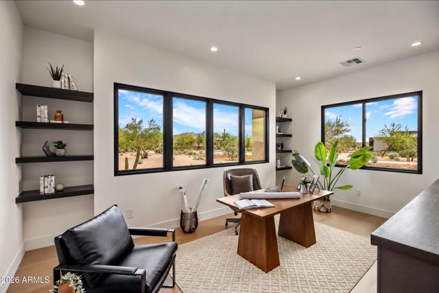 36070 N Prickley Pear Road, Cave Creek, AZ 85331