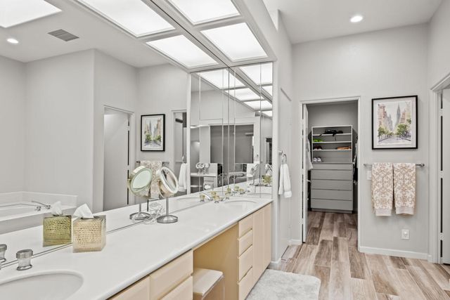 260 Tomahawk Drive, Palm Desert, CA 92211