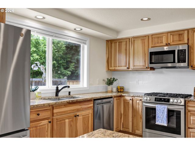 2954 BRETT Loop, Eugene, OR 97404