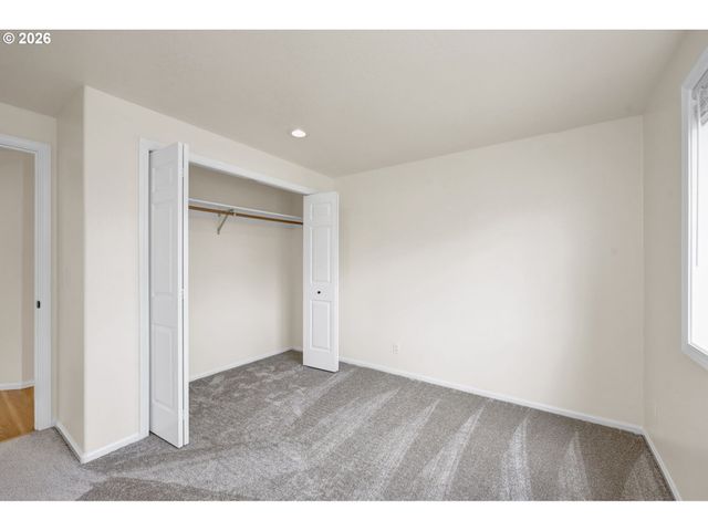 2954 BRETT Loop, Eugene, OR 97404