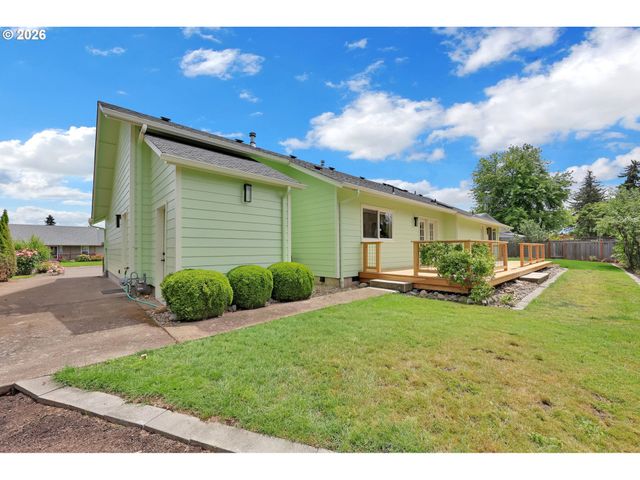 2954 BRETT Loop, Eugene, OR 97404