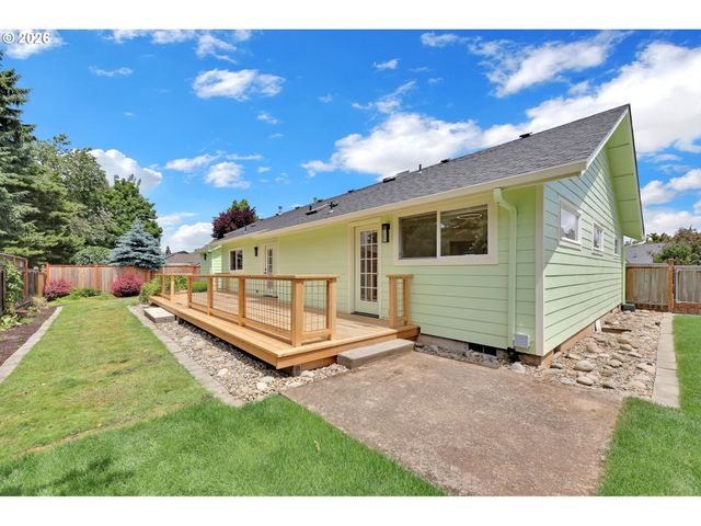 2954 BRETT Loop, Eugene, OR 97404