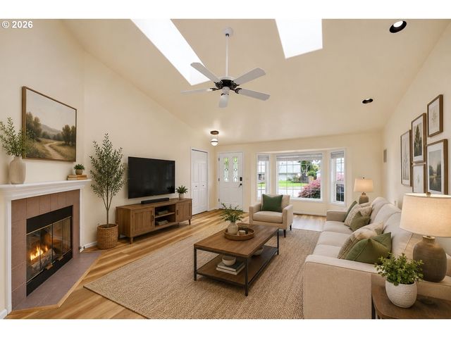 2954 BRETT Loop, Eugene, OR 97404