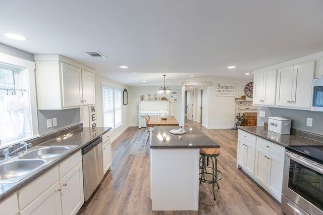 149 Pinewood Trail, Dawsonville, GA 30534