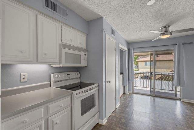 10650 Steppington Drive 211, Dallas, TX 75230