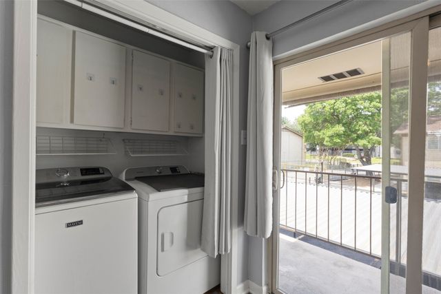 10650 Steppington Drive 211, Dallas, TX 75230