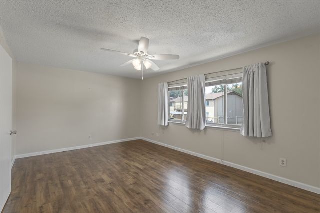 10650 Steppington Drive 211, Dallas, TX 75230