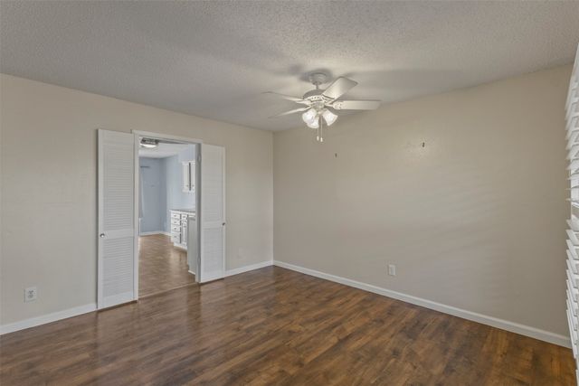 10650 Steppington Drive 211, Dallas, TX 75230