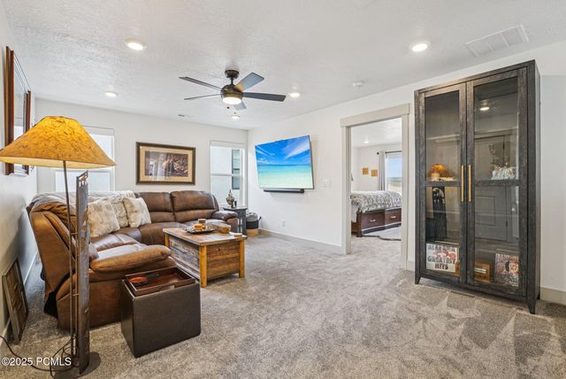 6852 Mountain Maple Drive, Park City, UT 84098