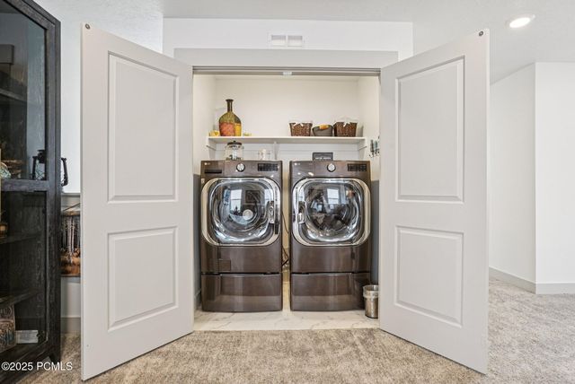 6852 Mountain Maple Drive, Park City, UT 84098