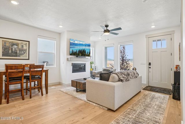 6852 Mountain Maple Drive, Park City, UT 84098