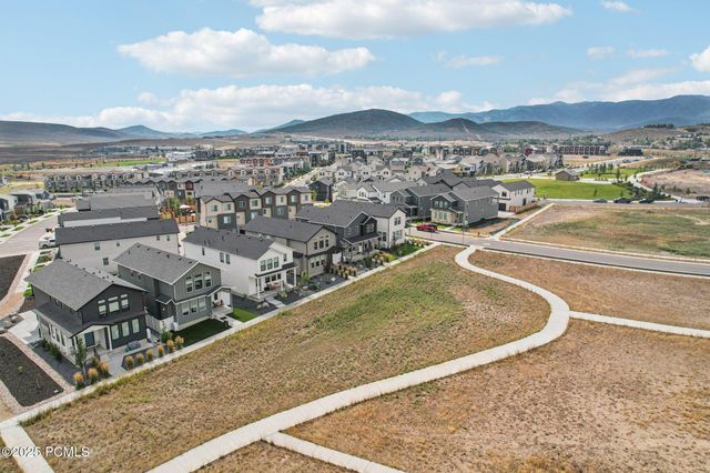 6852 Mountain Maple Drive, Park City, UT 84098