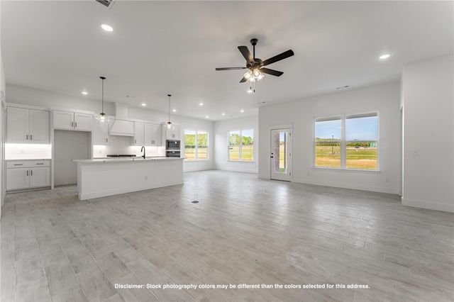 5026 Elk Valley Avenue, Springdale, AR 72762