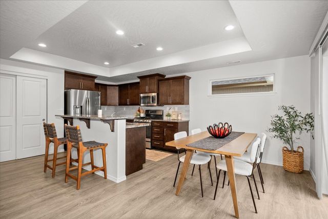 216 S Lawson St St, Airway Heights, WA 99001