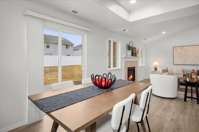 216 S Lawson St St, Airway Heights, WA 99001