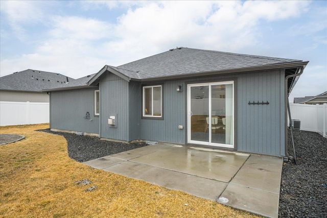 216 S Lawson St St, Airway Heights, WA 99001