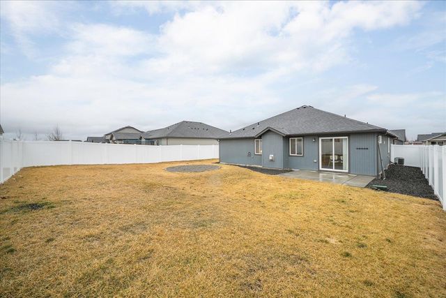 216 S Lawson St St, Airway Heights, WA 99001