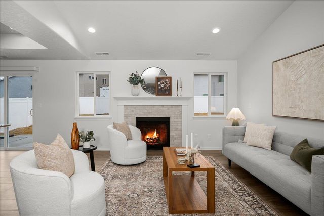 216 S Lawson St St, Airway Heights, WA 99001