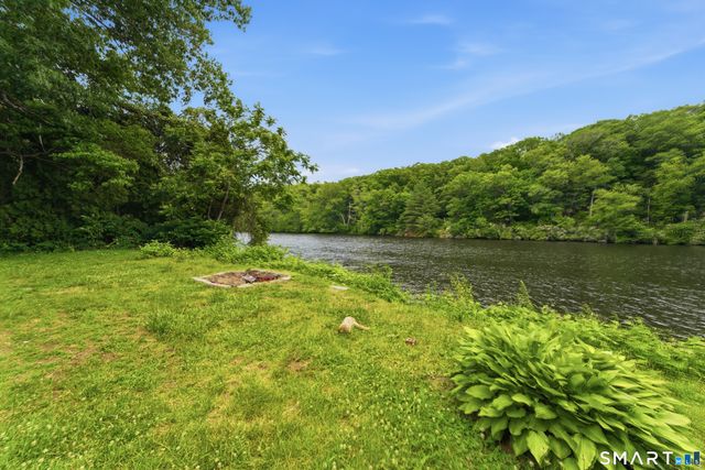 116 Taftville Occum Road, Norwich, CT 06360