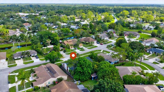 12452 Guilford Way, Wellington, FL 33414