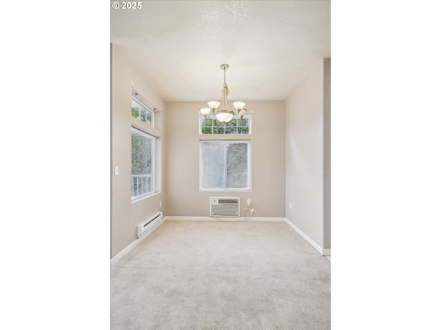 14781 Sw BEARD Rd 102, Beaverton, OR 97007