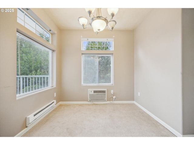 14781 Sw BEARD Rd 102, Beaverton, OR 97007