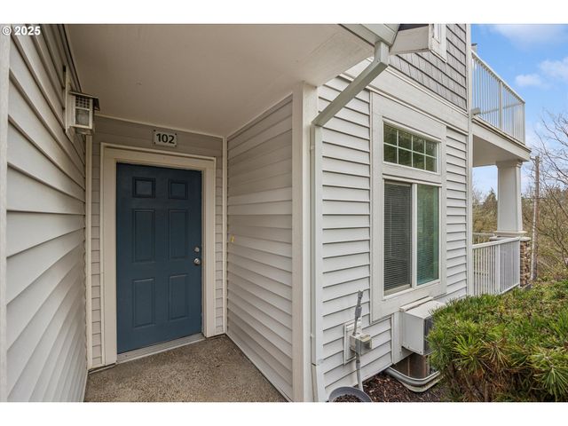 14781 Sw BEARD Rd 102, Beaverton, OR 97007