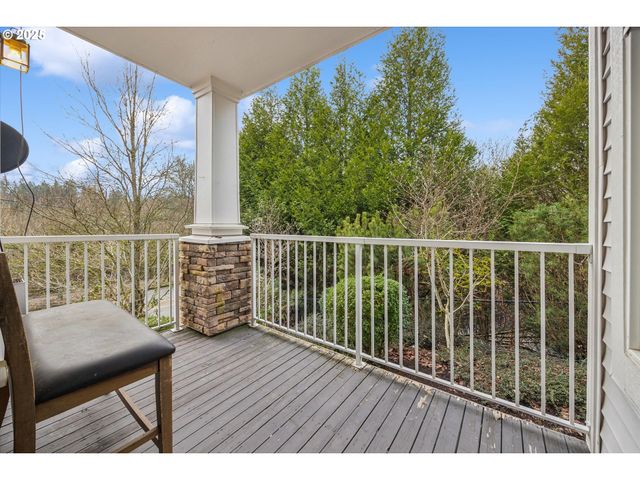 14781 Sw BEARD Rd 102, Beaverton, OR 97007