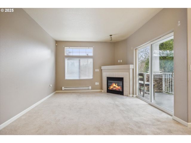 14781 Sw BEARD Rd 102, Beaverton, OR 97007