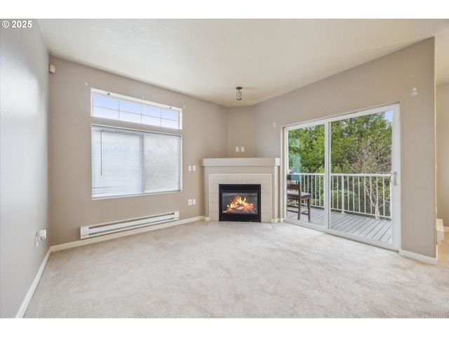 14781 Sw BEARD Rd 102, Beaverton, OR 97007